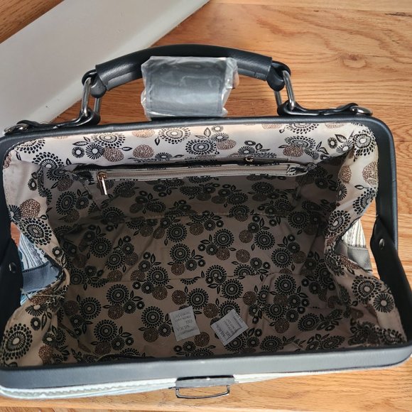 Ladies Fashion Doctor Style Handbag NWT - Picture 5 of 6